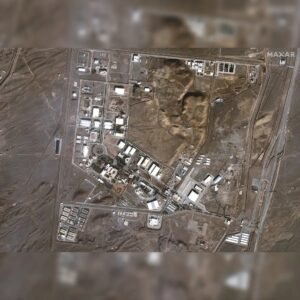 عسکری و سائنسی مراکز پر حملے