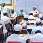 شیخ محمد یحییٰ باسکندی کی مرکز المعارف، ممبئی آمد؛ طلبہ سے خطاب، تعلیم، تزکیہ اور تعلق مع اللہ کی اہمیت پر زور