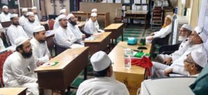 شیخ محمد یحییٰ باسکندی کی مرکز المعارف، ممبئی آمد؛ طلبہ سے خطاب، تعلیم، تزکیہ اور تعلق مع اللہ کی اہمیت پر زور